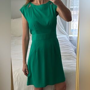 Gianni Bini Green Dress with Cutout Shoulder Detailing Size 4